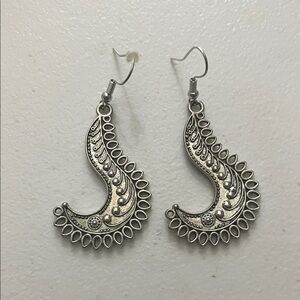 Elegant Silver Paisley Earrings